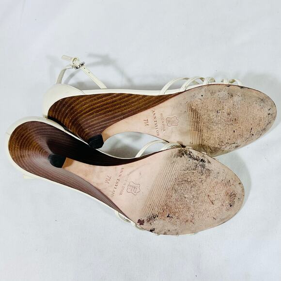 Ann Taylor Mid Heel Sandals Women 7M Cream Leather Ankle Strap Used - Picture 6 of 9